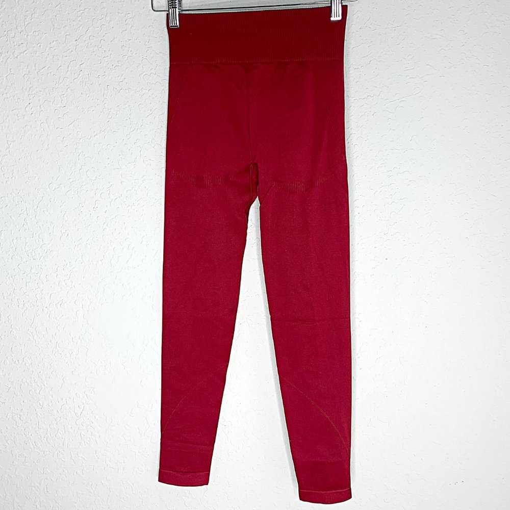 Seamless Long Sleeve Crop Top & High-Rise Legging Set in Claret - Picture 6 of 9